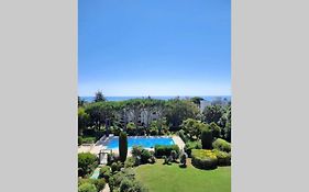 T2 avec magnifique vue mer, piscine, clim, parking